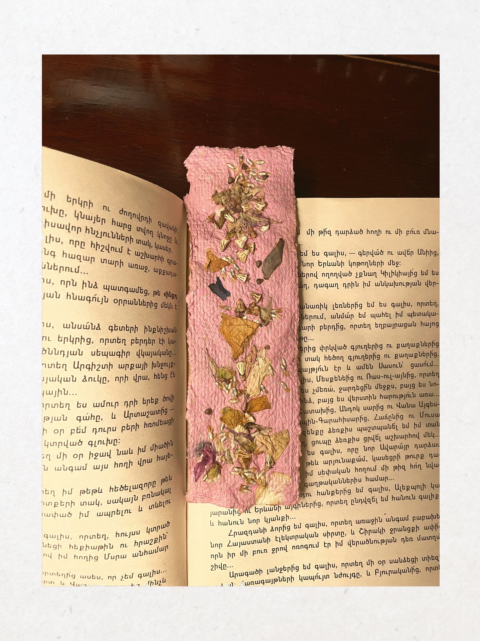 CARD – Flowers of the Highlands Bookmark